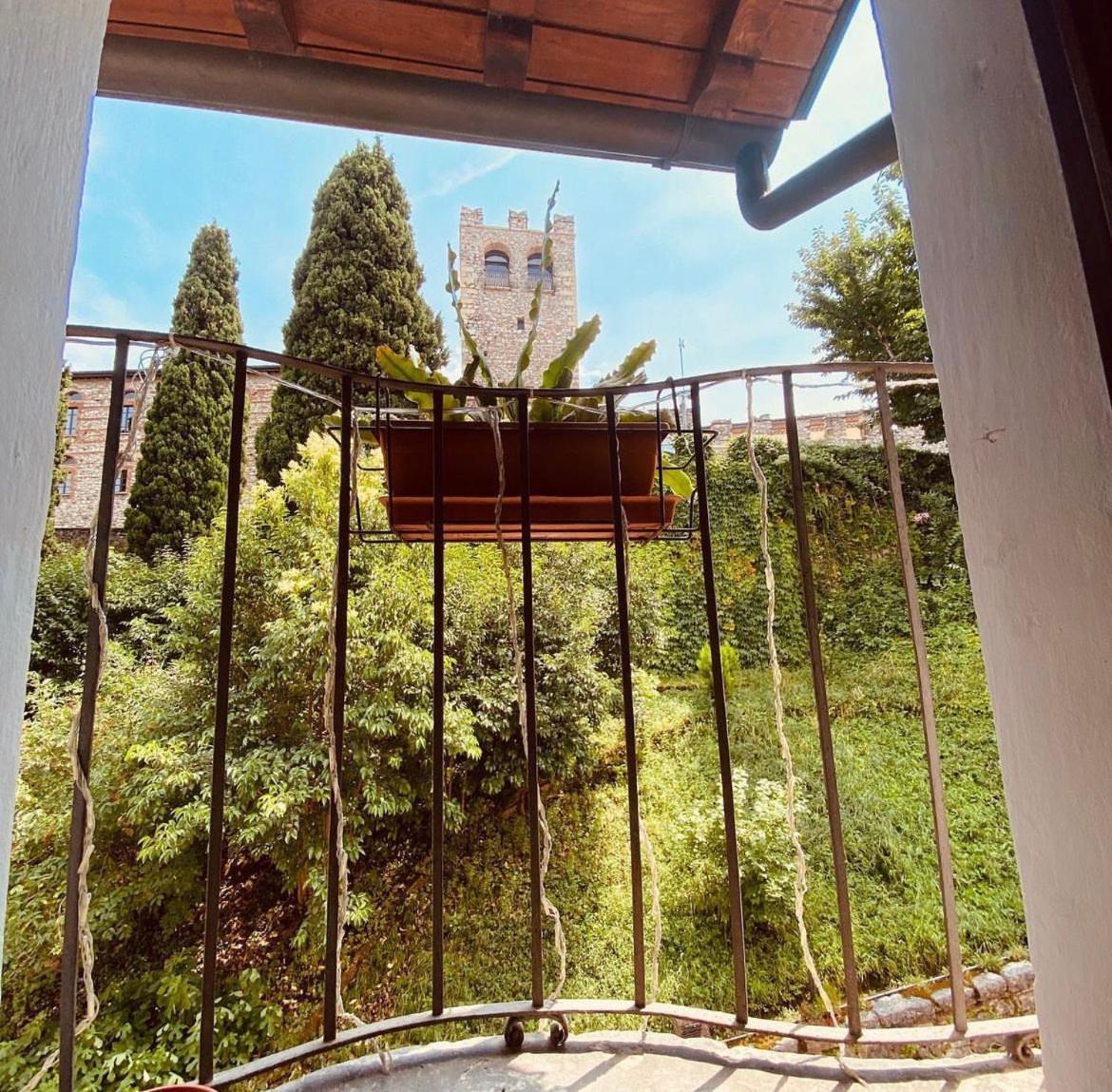 The Queen Tower Desenzano del Garda Exterior foto